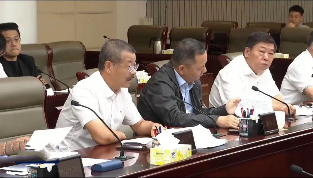 刘明东应邀参加米乐官网-米乐官网_米乐（中国）
省政府与商会座谈会